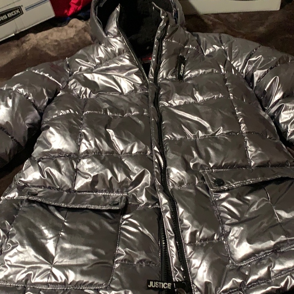 Justice puffer with hood